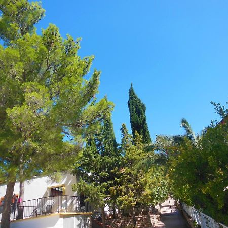 Holiday Home Oleander Zaboric Exterior photo
